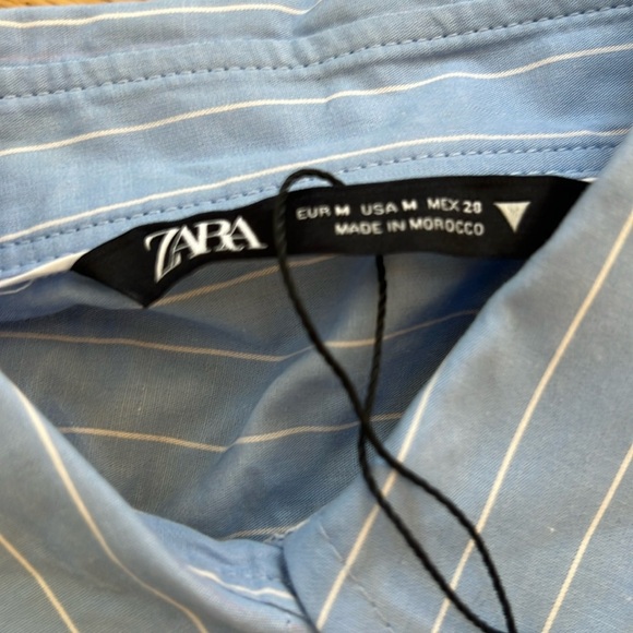 Zara medium blue contrast striped crop shirt . - Picture 4 of 6